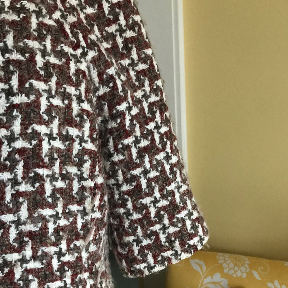 Coat. - Picture 3 of 8